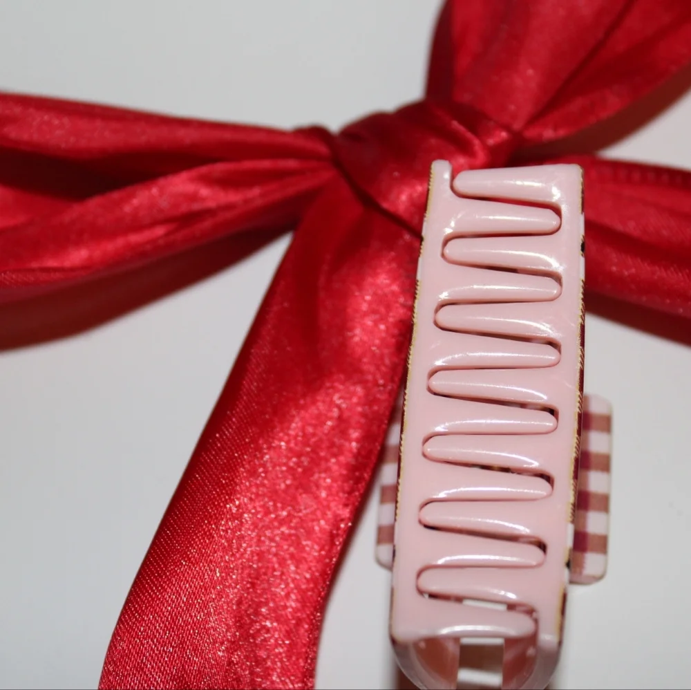 Sweetheart Sampler Mini Claw Clip - Love Letter Plaid